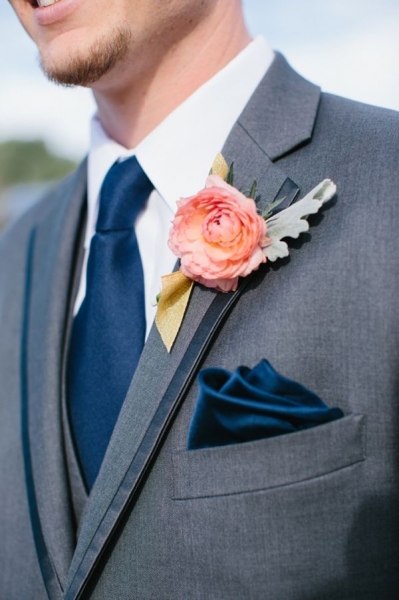 Γαμπριάτικο κοστούμι: Με γραβάτα ή παπιγιόν? - #578