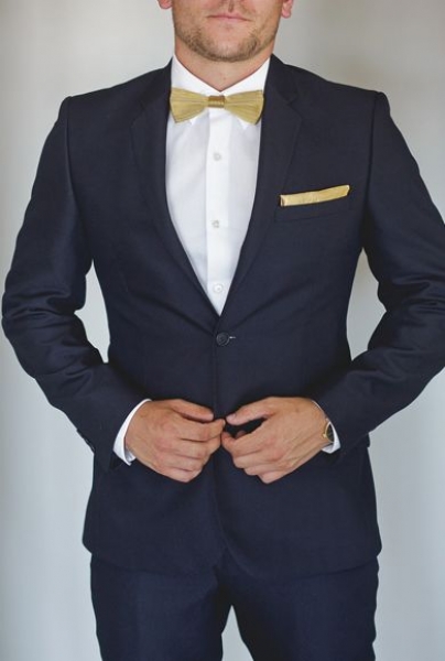 Γαμπριάτικο κοστούμι: Με γραβάτα ή παπιγιόν? - #574