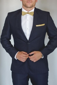 Γαμπριάτικο κοστούμι: Με γραβάτα ή παπιγιόν? - Εικόνα 1065